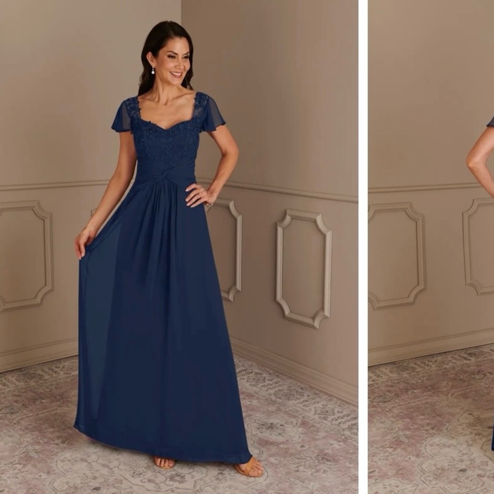 Elegant Navy Lace Bodice Maxi Dress